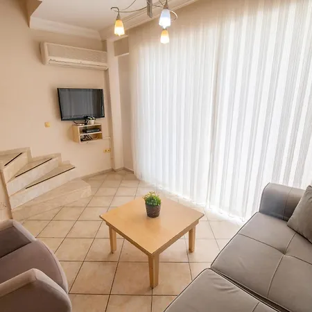 Sunset Club Aqua Lettings Апарт-отель