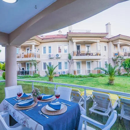 Lejlighedshotel Sunset Club Aqua Lettings